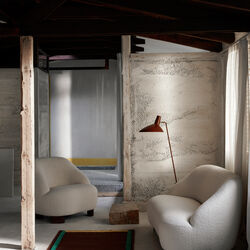 Framed AP13 gulvt&aelig;ppe, plum, &Tradition