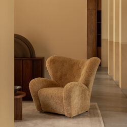 The Tired Man Lounge Chair & Ottoman | Dark Stained Oak/Honey | Stol, Audo Copenhagen