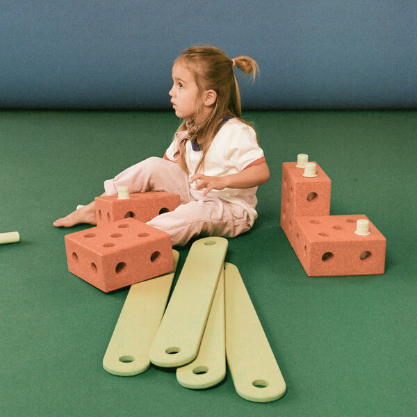 Balancebane, burnt orange/dusty green, MODU