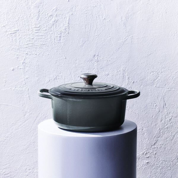 Signature rund st&oslash;bejernsgryde &Oslash; 20 cm, flint, Le Creuset