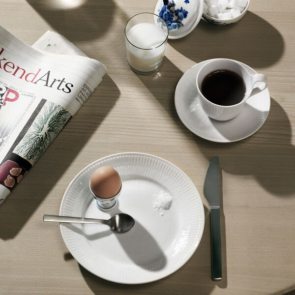 Hvid Riflet tallerken &Oslash; 22 cm, Royal Copenhagen