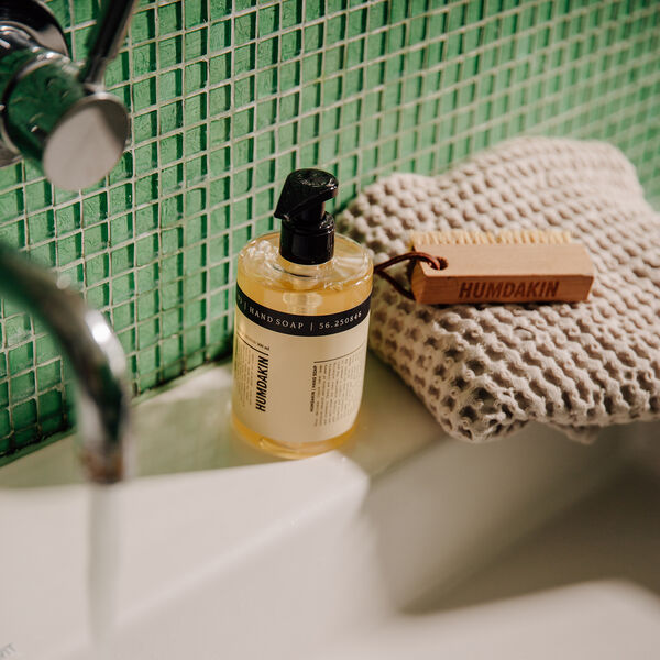 03 Håndsæbe, pæoner & tranebær, Humdakin